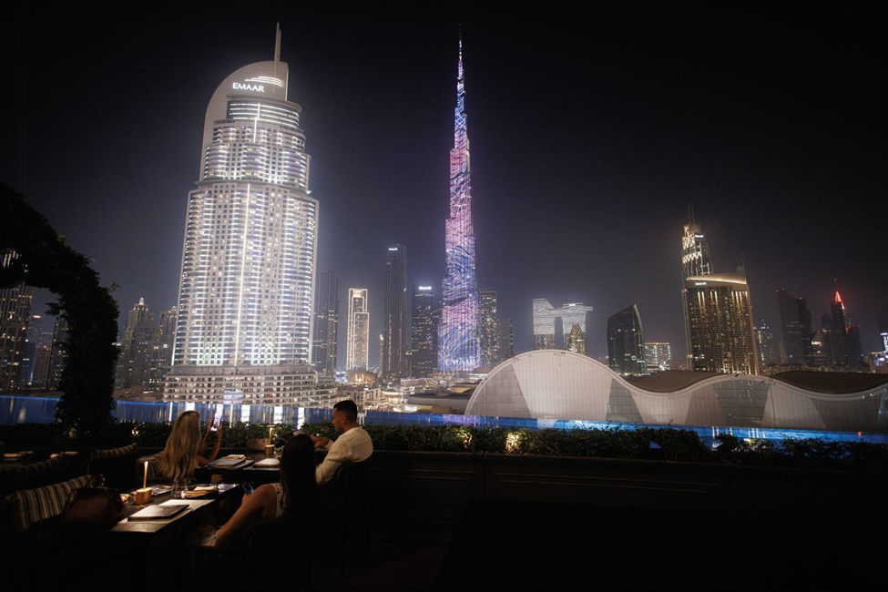 Where Taste Meets Ambiance: A Guide to Dining Out in Dubai
